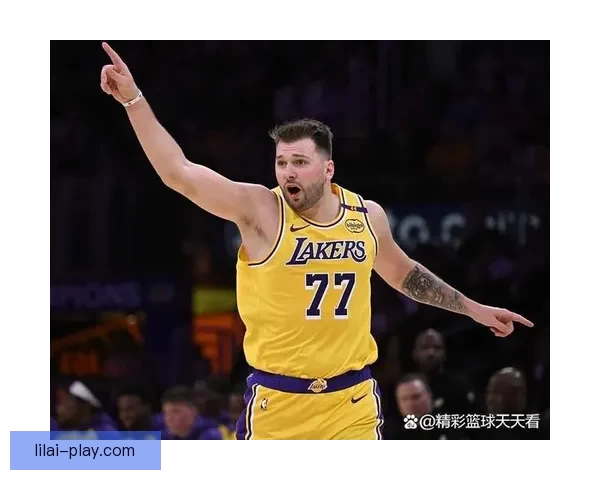 雷迪克：东契奇若持续当前表现本赛季有望赢得MVP 他是球队进攻核心